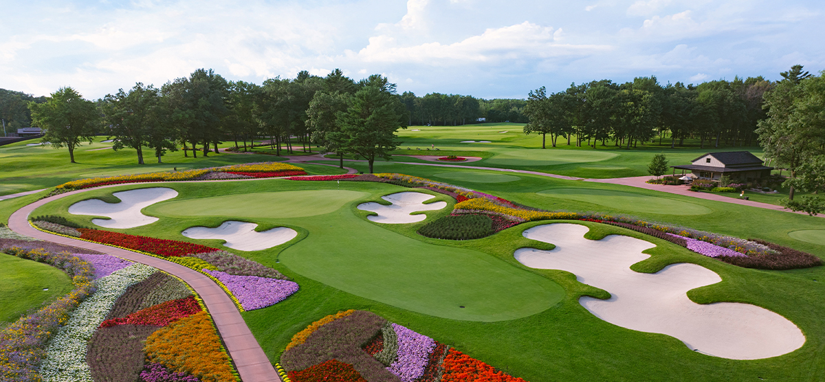 The SentryWorld flower hole, hole 16. 