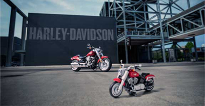 Harley-Davidson motorcycle made of legos