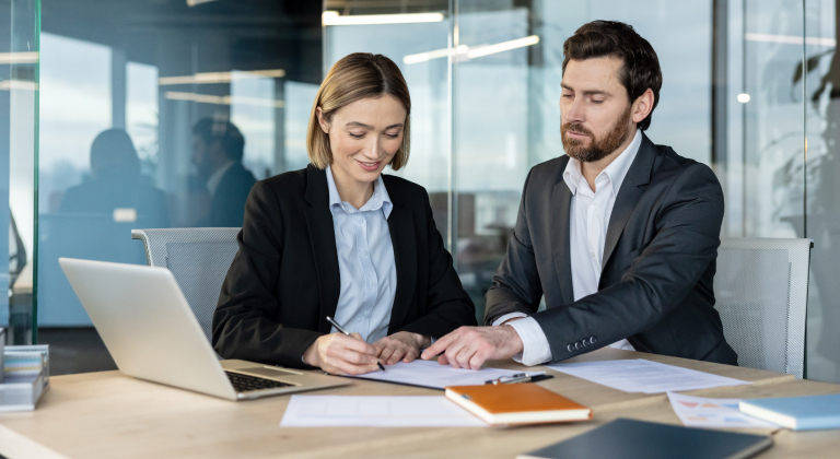 hero-general-liability-vs-workers-comp-768x420