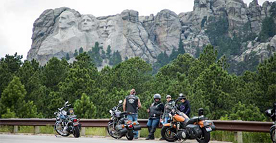 Motorcycles in front of Mount Rushmore