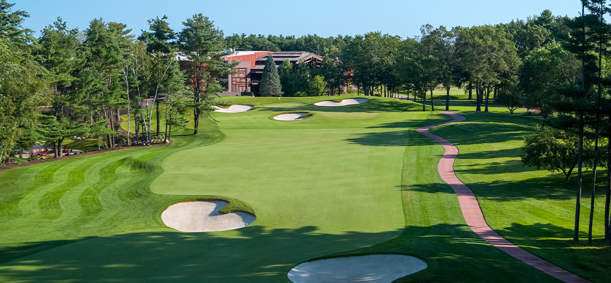 Sand traps along the eighteenth hole fairway at SentryWorld