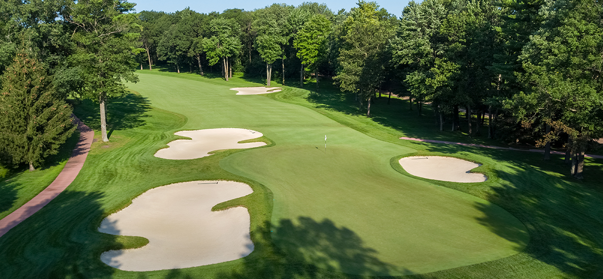 Aerial view of the putting green on the tenth hole at SentryWorld