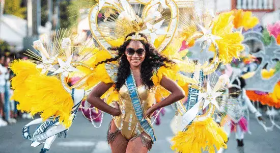 costume- saint europcar