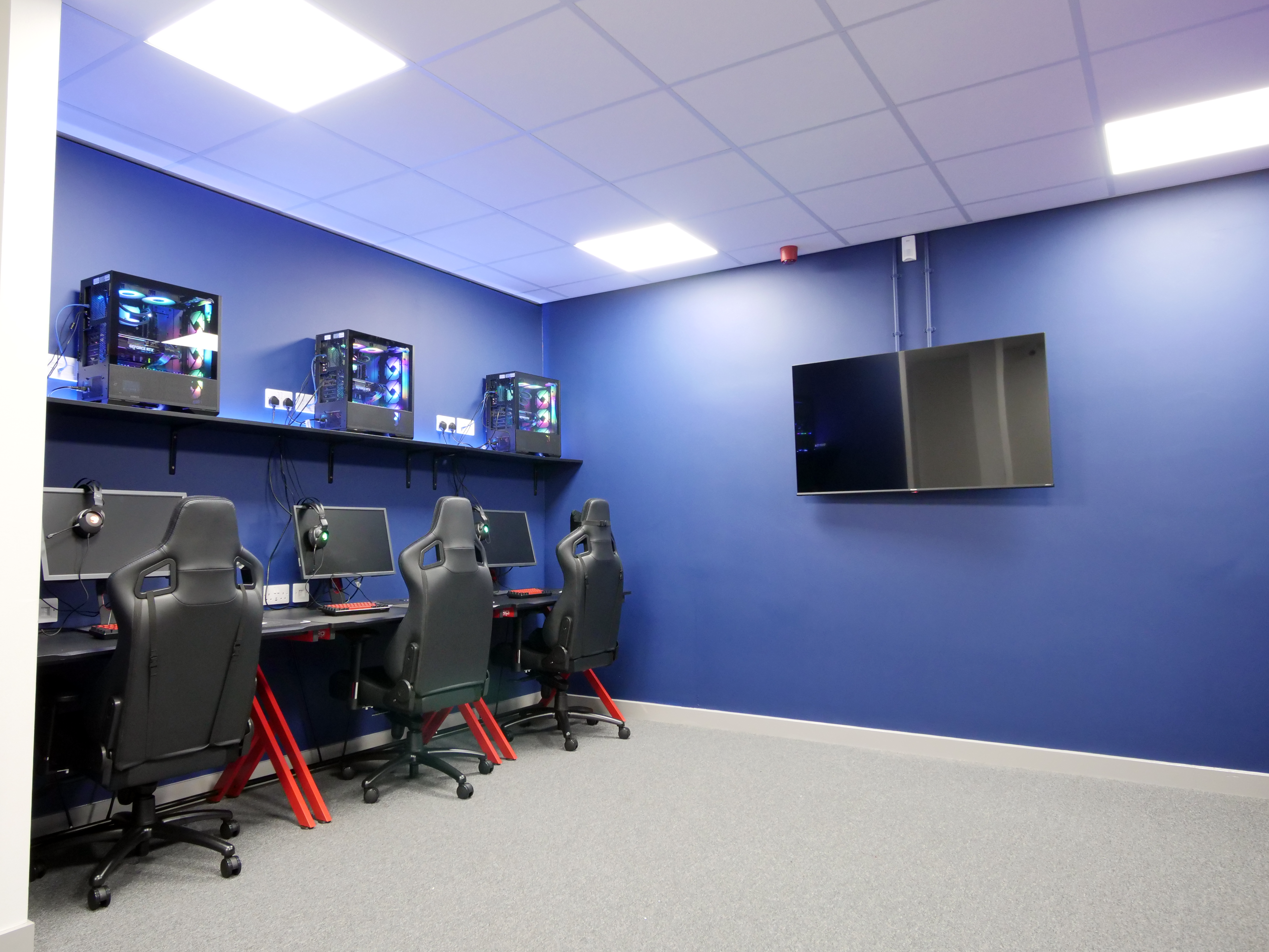 Bootcamp Room 2 at Pracrooms Sheffield, photo 2