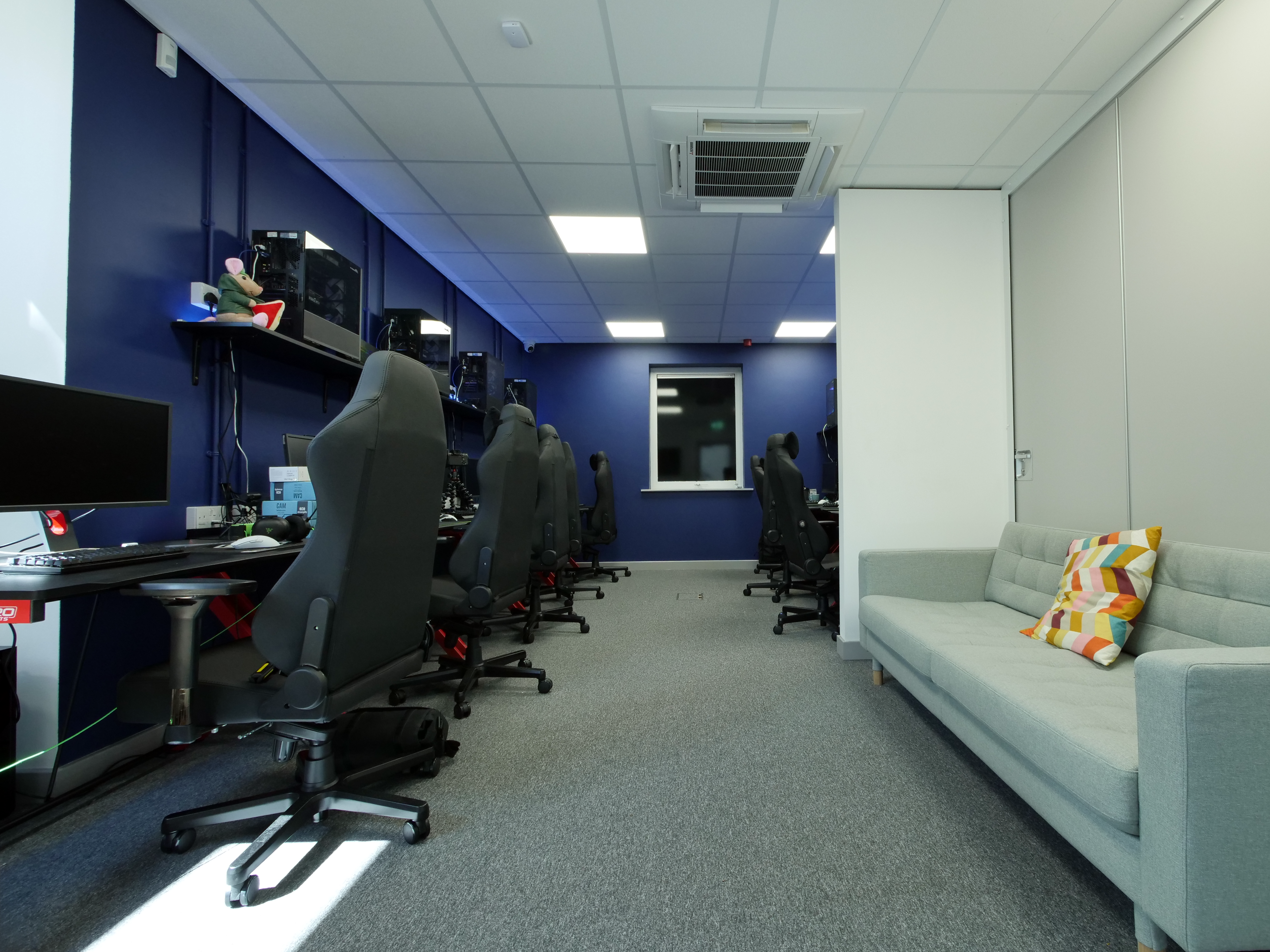 Bootcamp Room 1 at Pracrooms Sheffield, photo 2