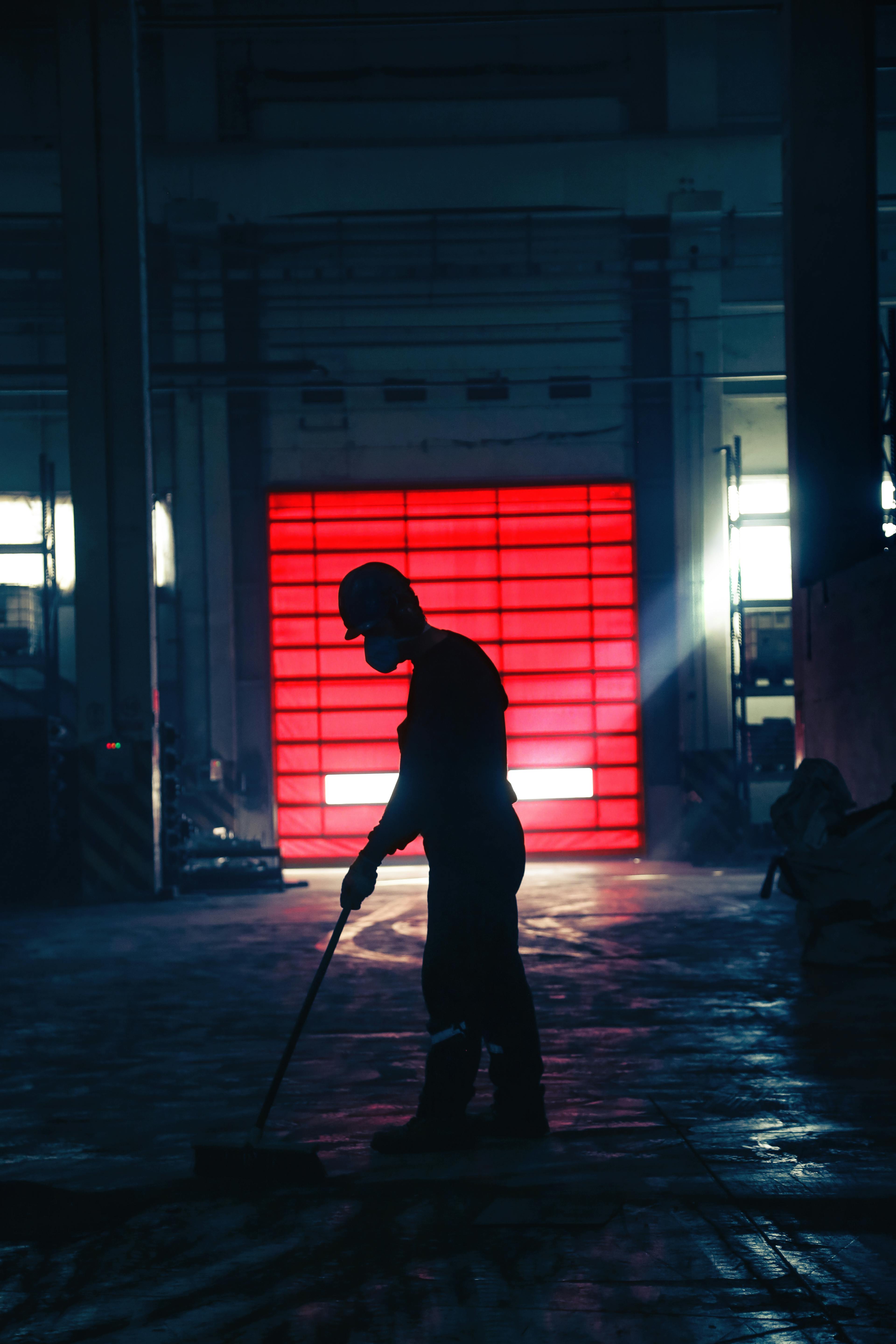 Top 5 des Meilleurs Nettoyants pour Sols Industriels en 2025