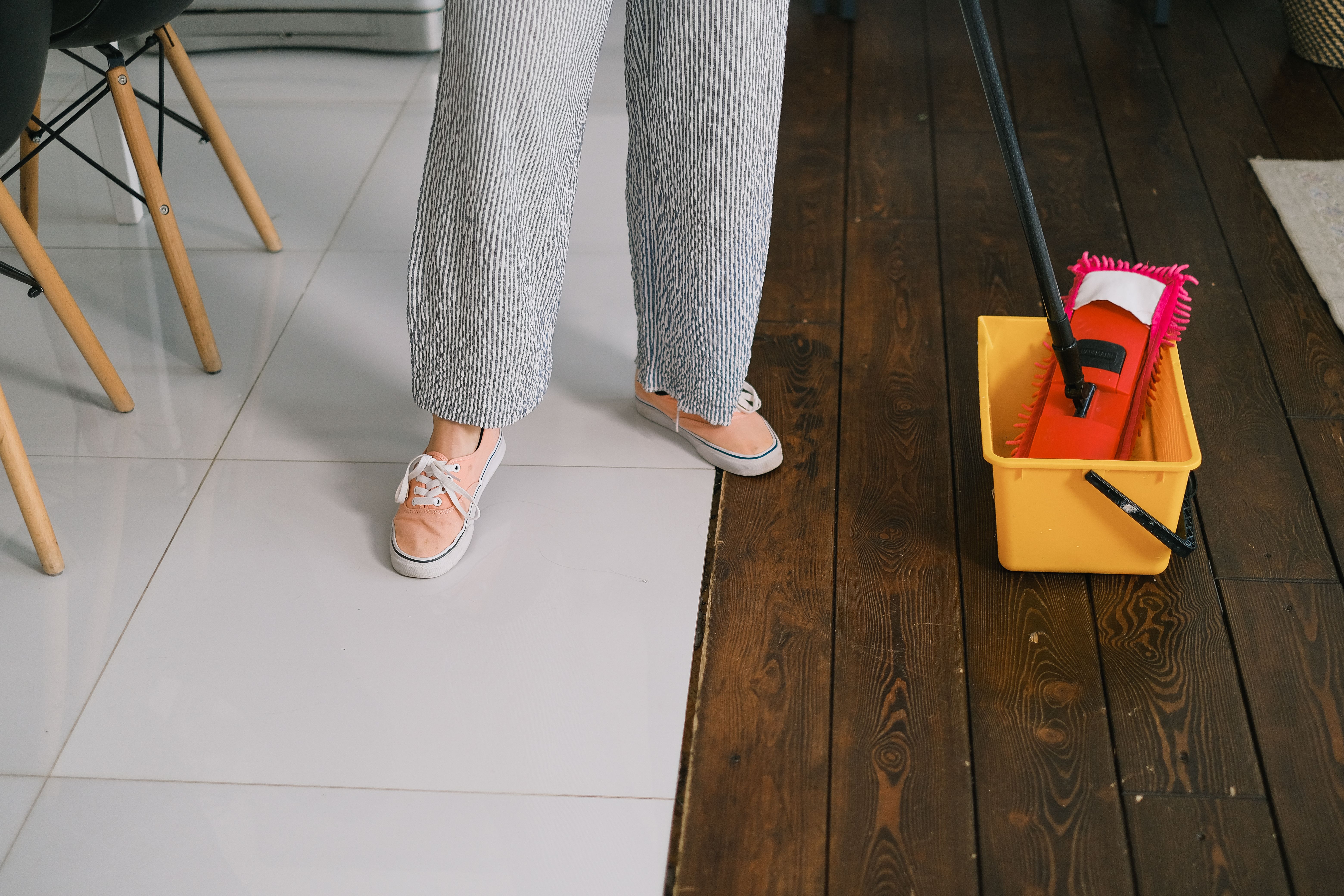 Le Nettoyant Sol le Plus Puissant : Comment Nettoyer Vos Sols en Profondeur Rapidement et Efficacement