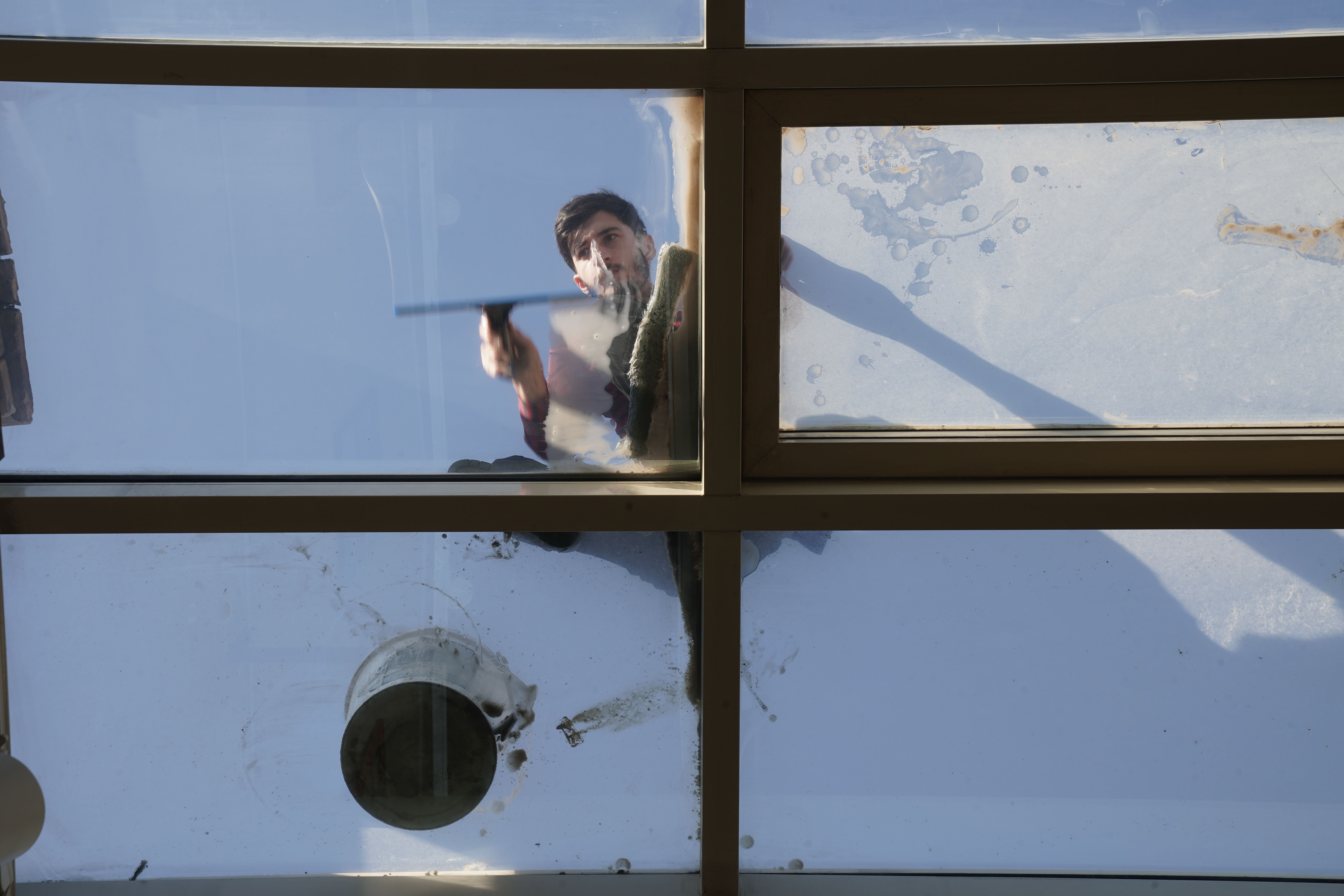Nettoyage des vitres et encadrements