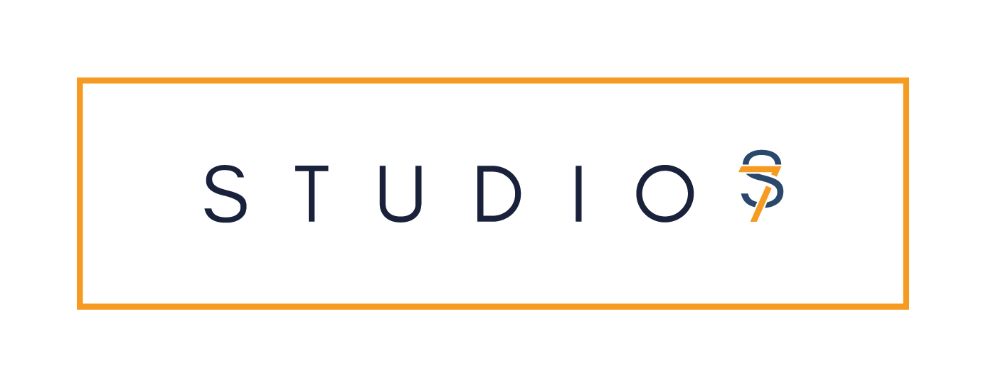 studio7 logotype grid Colored-nogrid