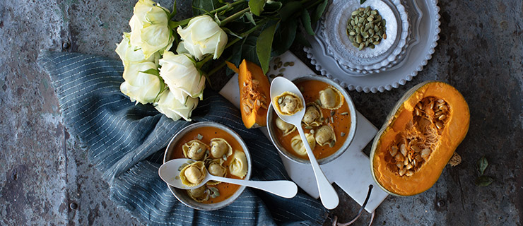 Recipes - Pumpkin, carrot and onion soup with Tortelloni - Giovanni Rana