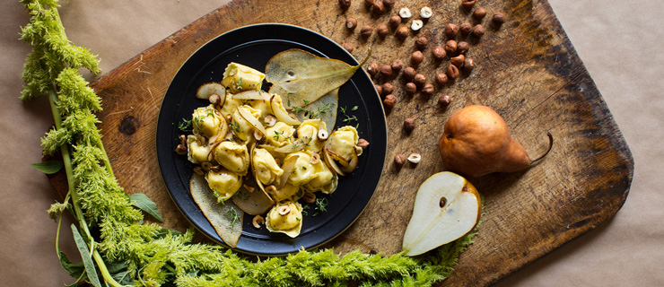 CHEESE LOVERS TORTELLONI WITH CARAMELIZED PEARS, HAZELNUTS AND THYME