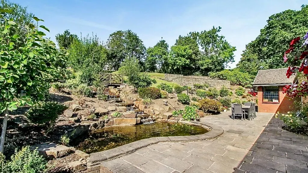 Private woodland and panoramic views