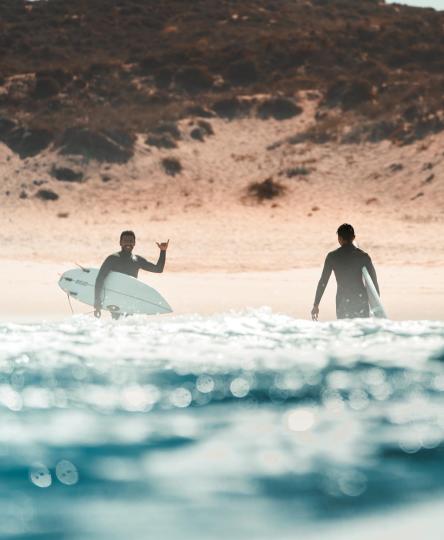 3 Super Helpful Tips To Know Before Learning to Surf • Nomads With A Purpose