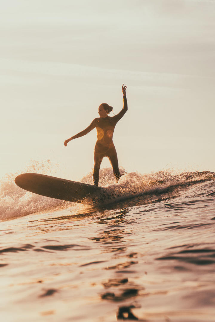 surfer-wave
