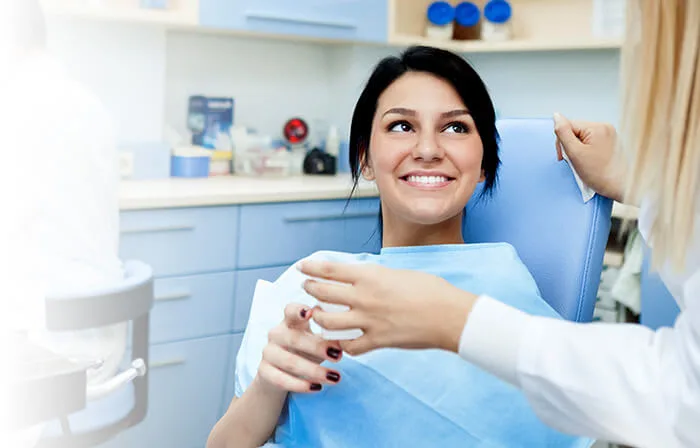 Wie elektrische Zahnbürsten Zahnfleischentzündungen vorbeugen article banner