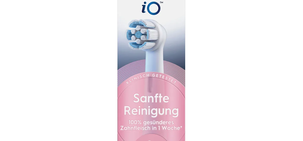 Oral-B iO Aufsteckbürsten-Verpackung, hervorgehoben wird die "Sanfte Reinigung" und dass zwei Bürsten enthalten sind.