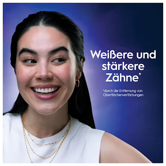 Oral-B 3D White Luxe Perfection Zahnpasta, Tube und Verpackung, mit dem Hinweis "Entfernt bis zu 100% der Verfärbungen".