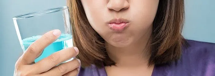 Diabetiker - Bessere Zahnpflege mit Fluoridspülungen article banner