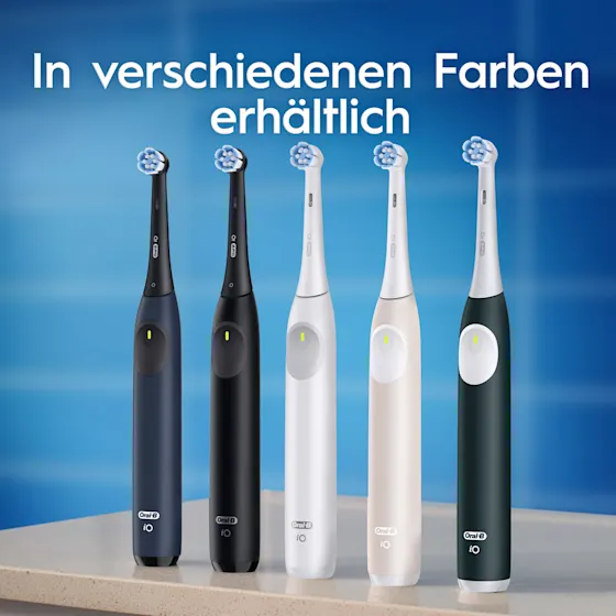 Oral-B iO Series 2 Zahnbürste, Verpackung mit dem Hinweis auf 100% sauberere Zähne im Vergleich zu einer herkömmlichen Handzahnbürste
