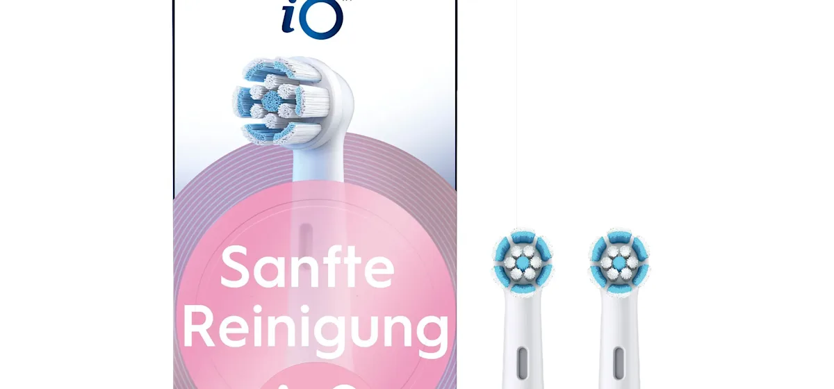 Oral-B iO Aufsteckbürsten-Verpackung, hervorgehoben wird die "Sanfte Reinigung" und dass zwei Bürsten enthalten sind.