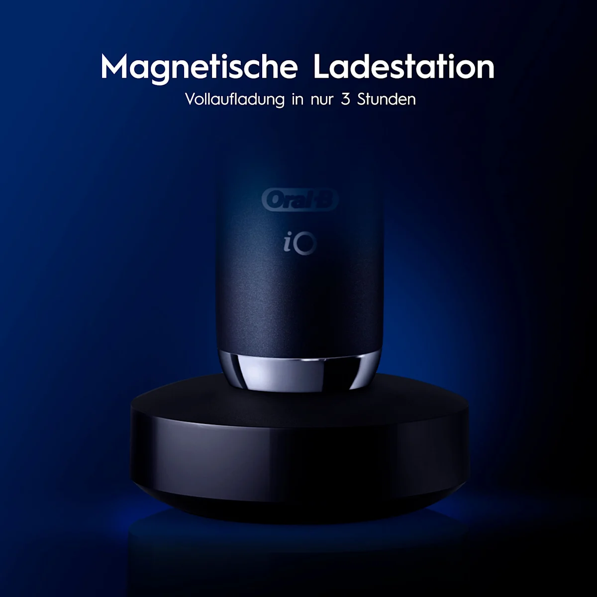 Oral-B iO9 Zahnbürste mit Verpackung, Reise-Etui mit Schnellladestation und „Made in Germany“ Anhänger.