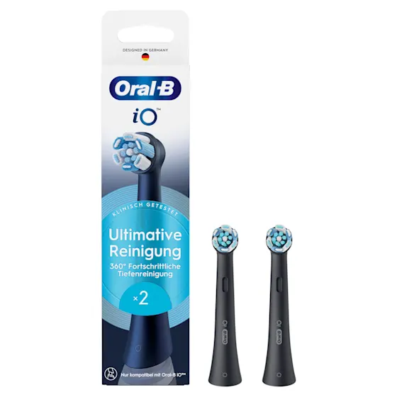 iO3 Bundle: Oral-B iO Series 3 Matt Black mit 2 Ultimative Reinigung Aufsteckbürsten