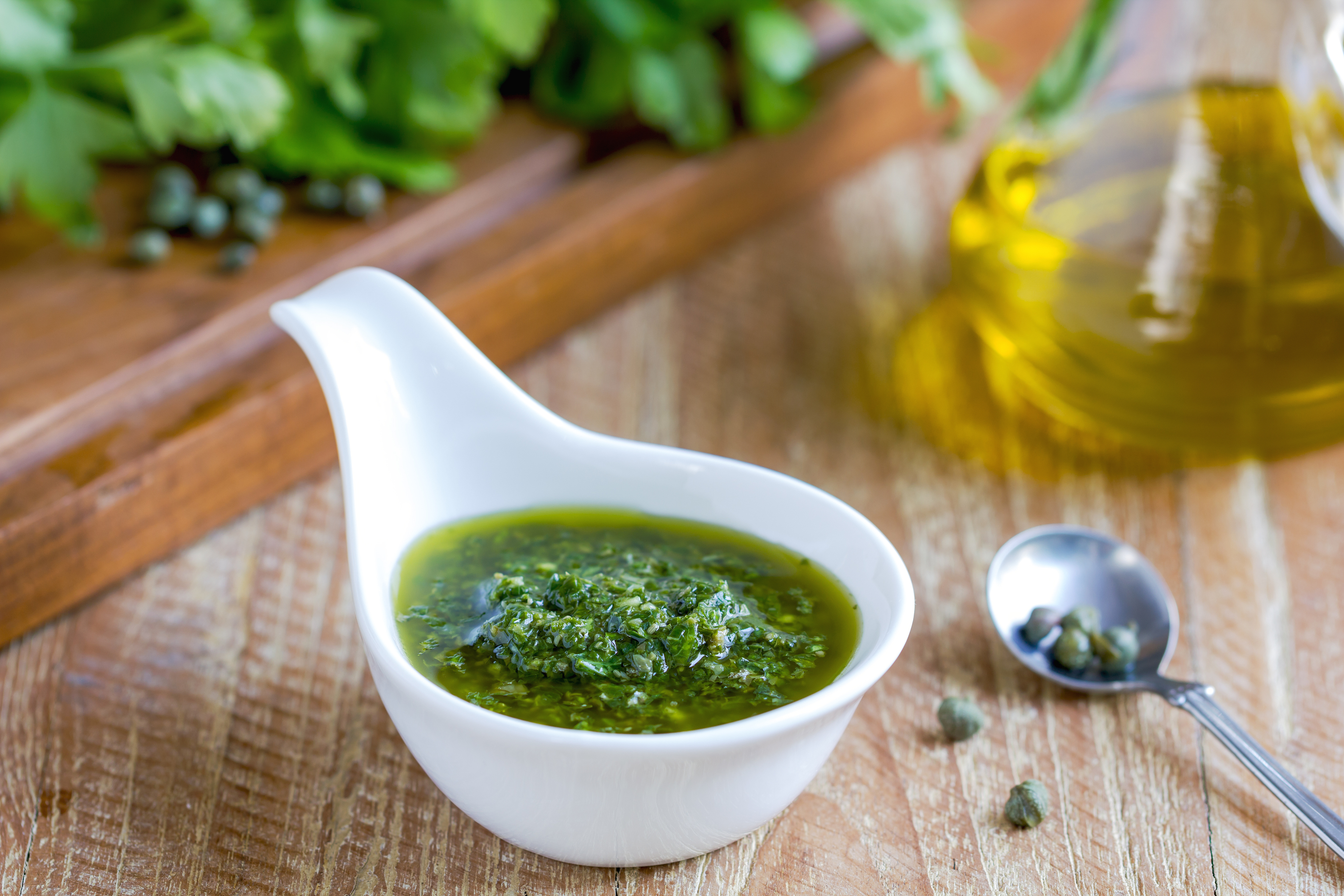 Salsa verde - iStock-800444768