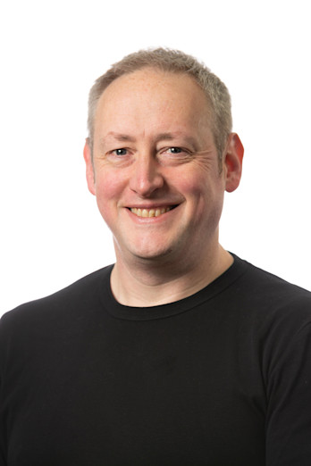 Adam Fleming headshot