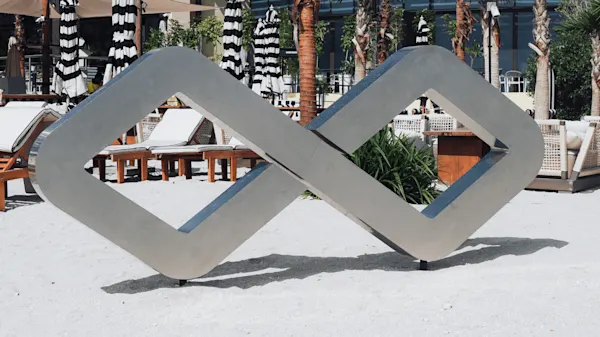 Karen Wazen - Logo