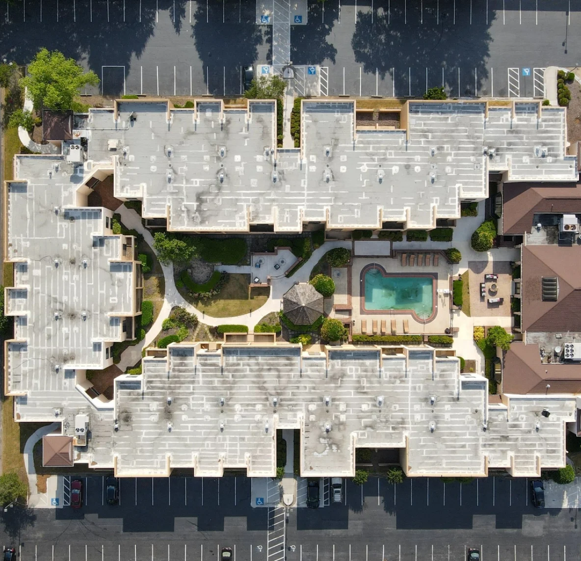 4-must-haves-2022-hotel-tech-stack