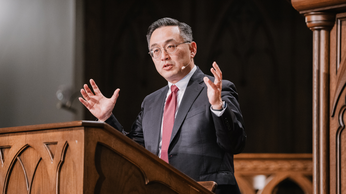 1200x675 BLOG 26 commencement invite