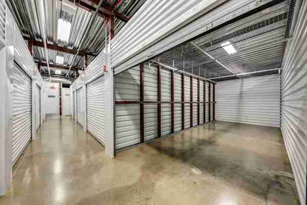 large size storage unit in Springfield, NJ at Manhattan Mini Storage