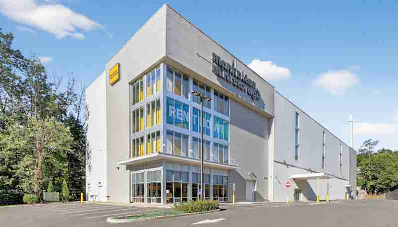 street view of the Manhattan Mini Storage in North Plainfield, NJ