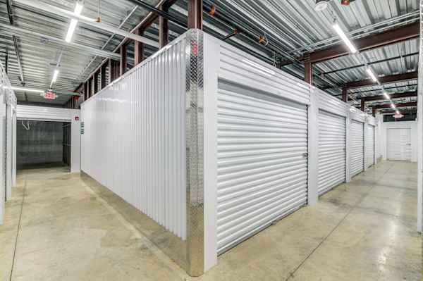self storage units at Manhattan Mini Storage in Randolph, NJ