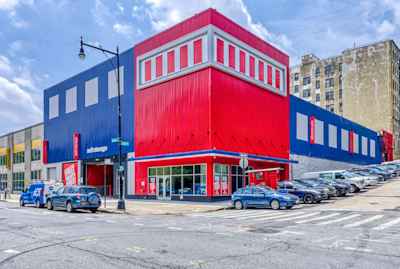 Image of facility at 302 Dyckman St