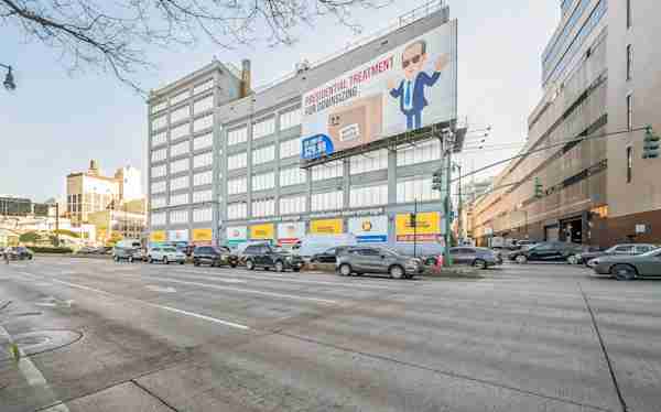 street view of Manhattan Mini Storage on W 44th St 