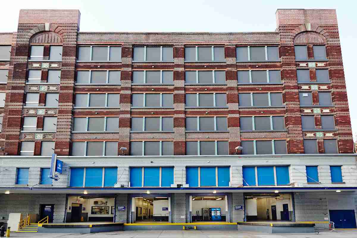 street view of Manhattan Mini Storage on W 21st Street NYC