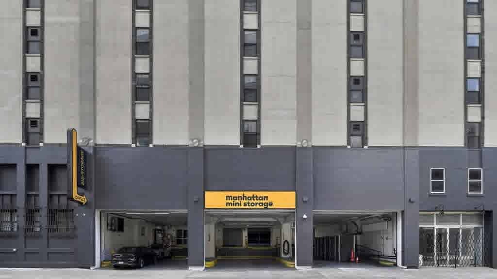 street view of Manhattan Mini Storage on W 21st Street NYC
