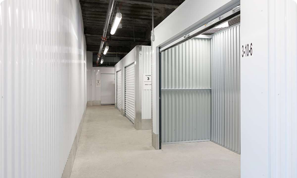 5' x 10' Units