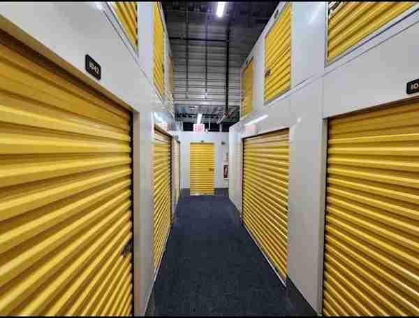 climate controlled self storage units in Bronx, NY on Nereid Ave