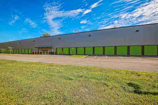 Manhattan Mini Storage on 59 Hillside Ave in Pearl River Self Storage