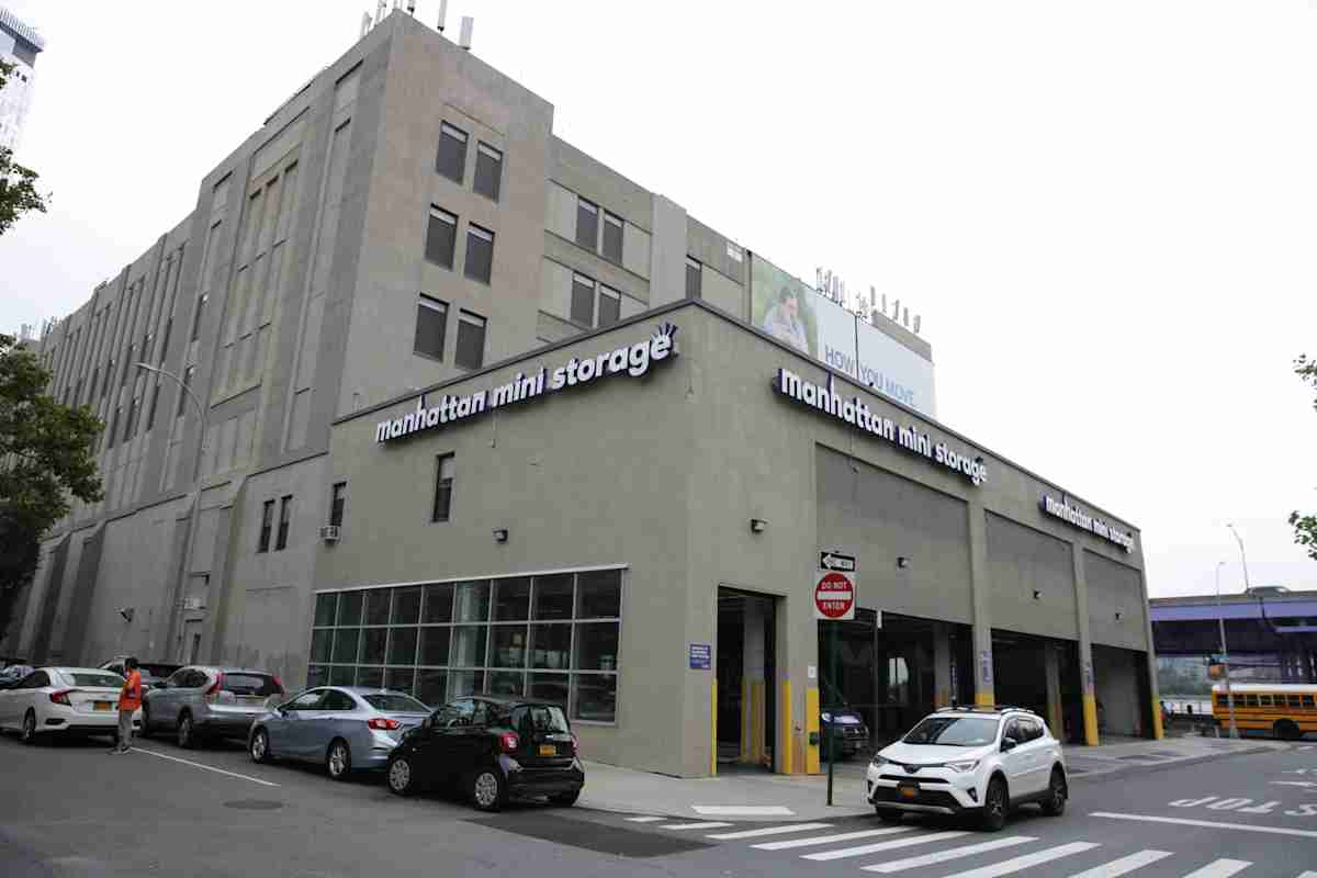 street view of the exterior of Manhattan Mini Storage at 220 South St
