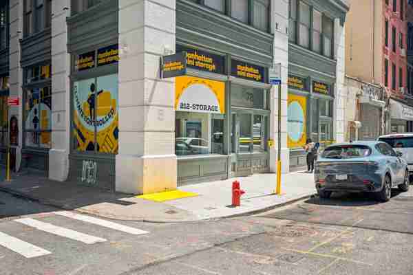 enterance to Manhattan Mini Storage on Walker St in Chinatown, NY