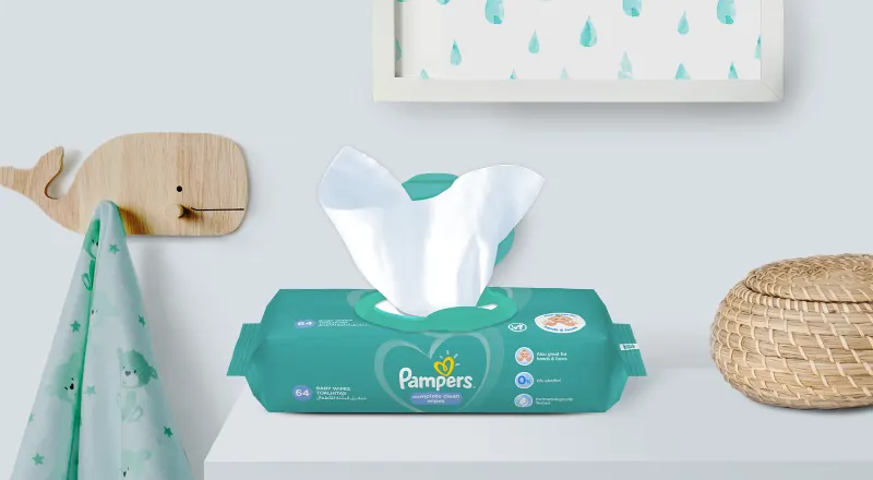 Pampers® Complete Clean Scented Wipes