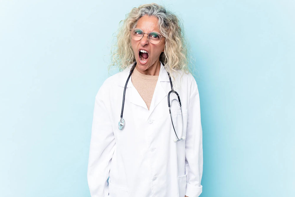 5 Tips for Dealing With an Angry Pharmacy Customer | CareCard