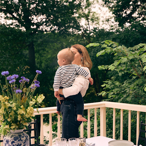 Balcony_Portrait_Tess Ward