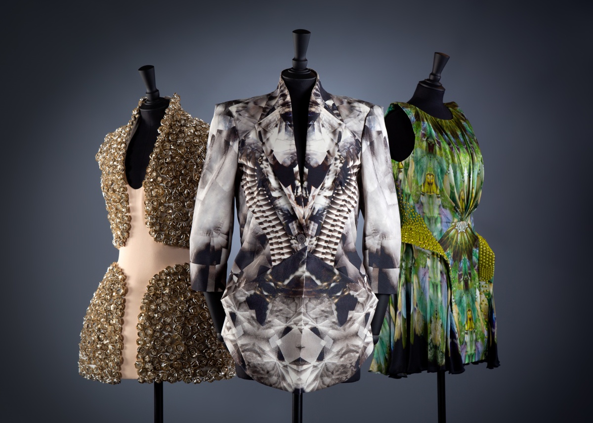 アート・デザイン・音楽 ALEXANDER McQUEEN FASHION VISIONARY Alexander McQueen: Fashion Visionary: Watt, J