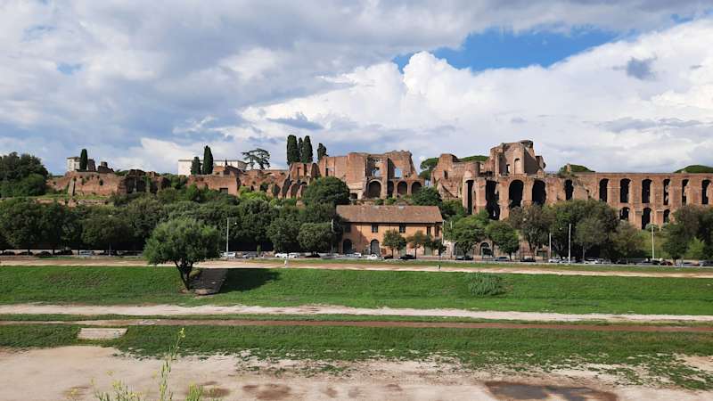 Visit Rome: Ancient Streets and Modern Culture