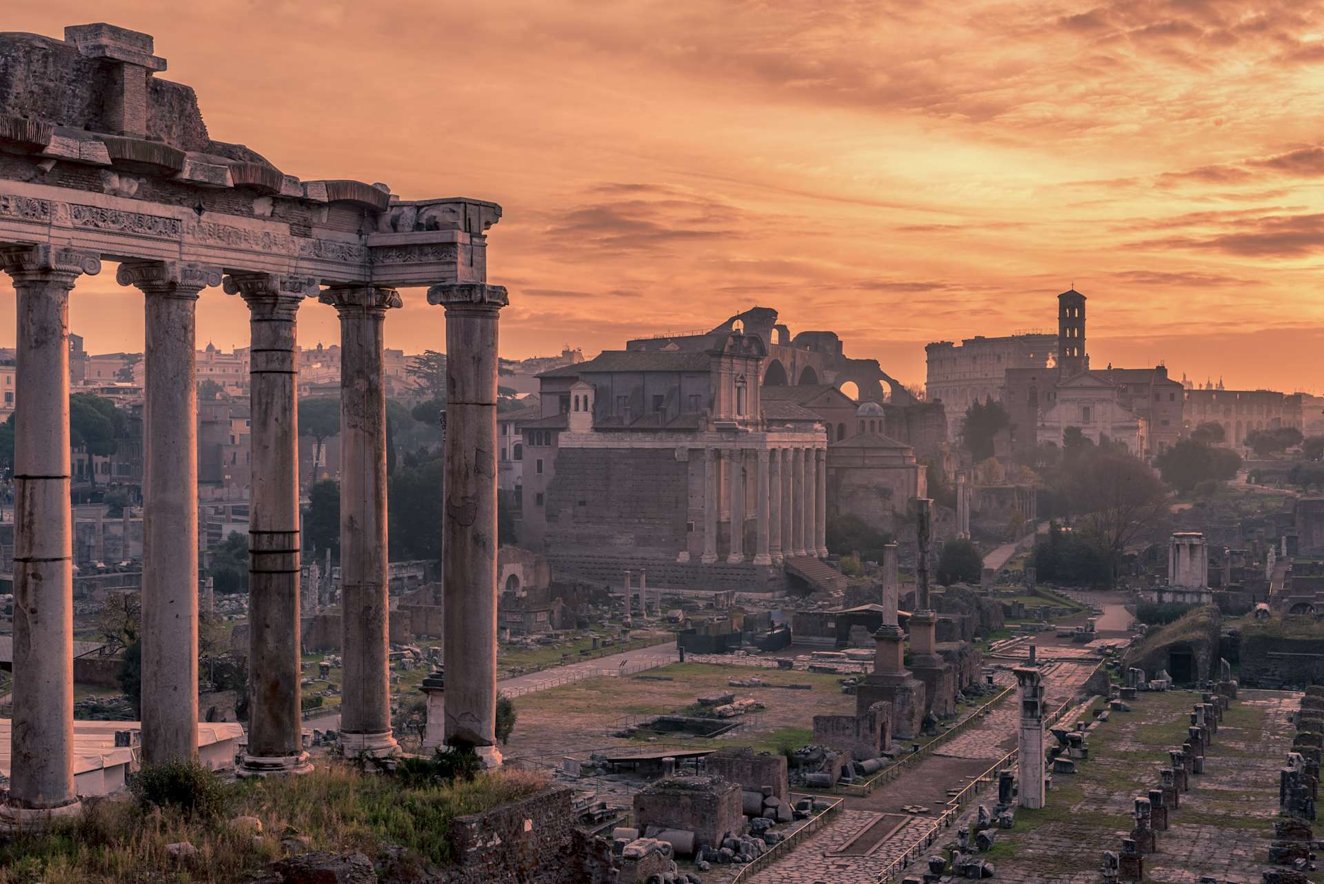 Grand Tour of Italy: How Tourists Invented “La Bella Italia”
