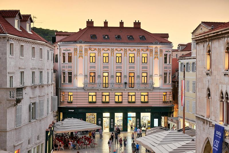 Visit Split: Beaches, Sailing and Adriatic Life